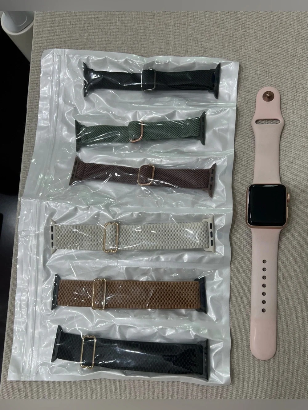 Apple Watch Series 3 GPS + Cellular 38MM Rose Gold Aluminum Pink Silicone Band